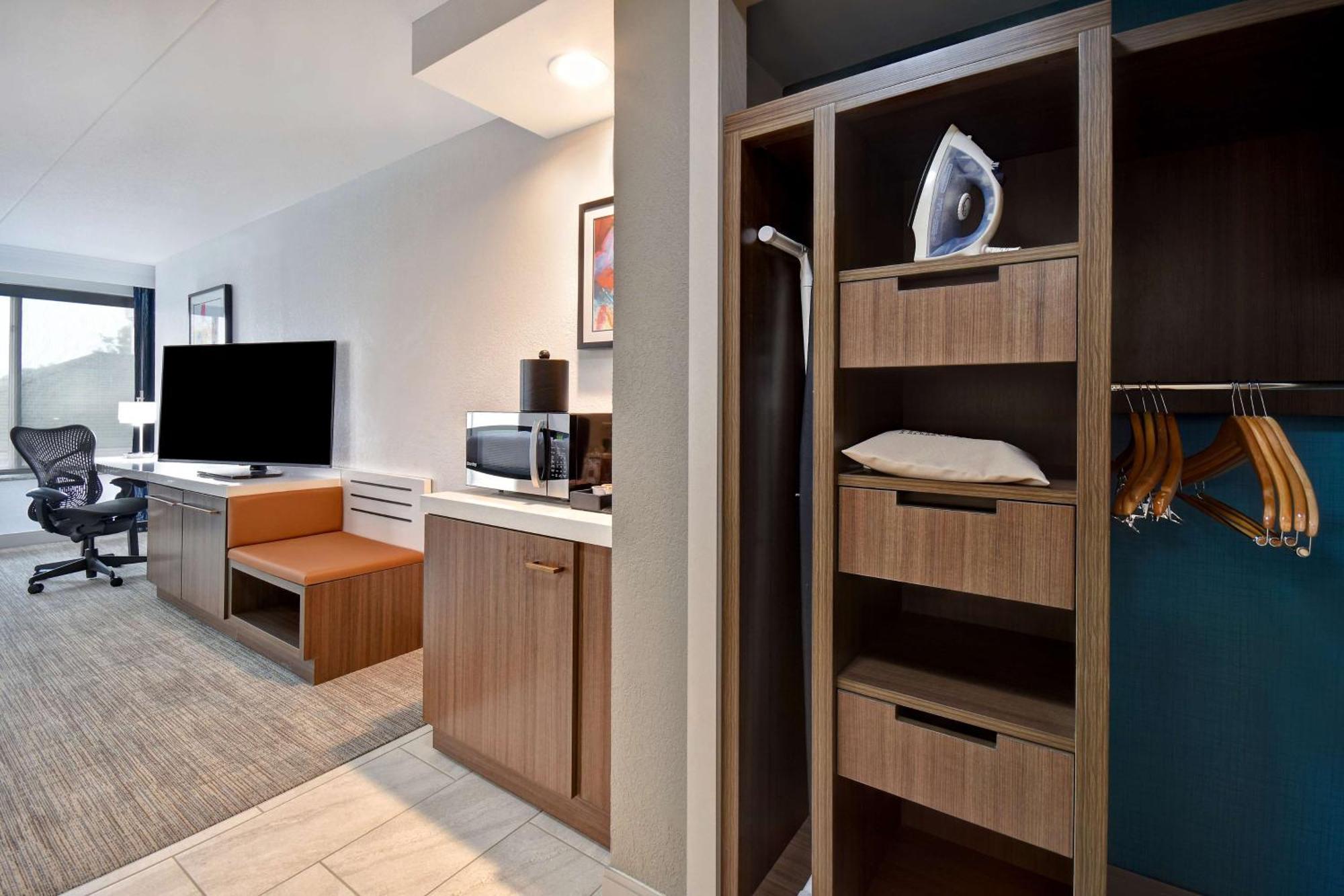 Hilton Garden Inn Detroit Metro Airport Romulus Buitenkant foto